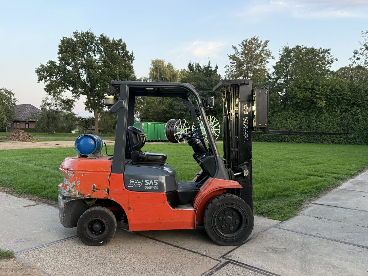 Toyota 3.5 tonner LPG heftruck triplo Freelift vorkversteller