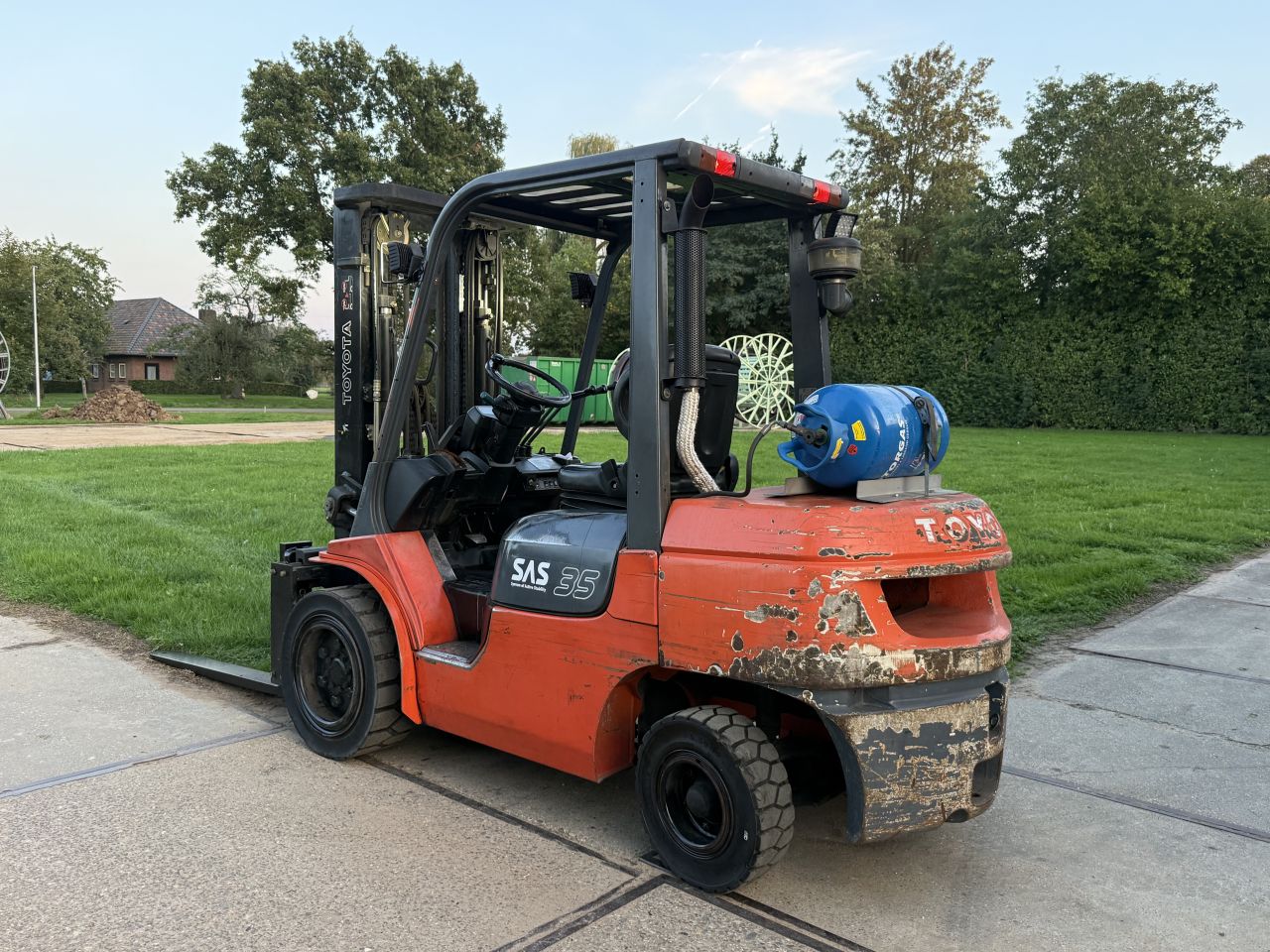 Toyota 3.5 tonner LPG heftruck triplo Freelift vorkversteller