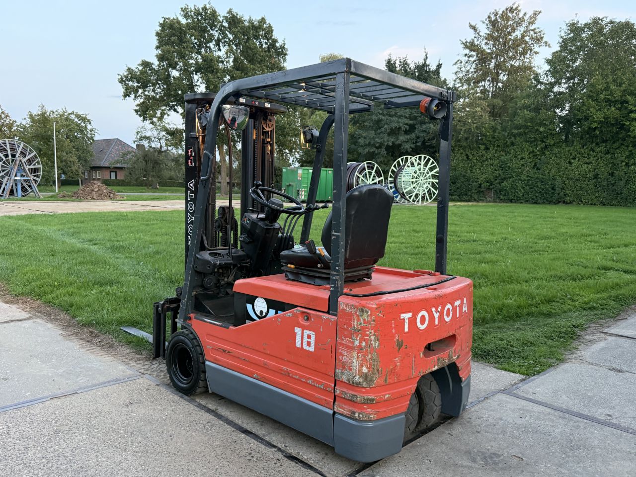 Toyota 1800KG triplo 470Cm Freelift Sideshift verlichting