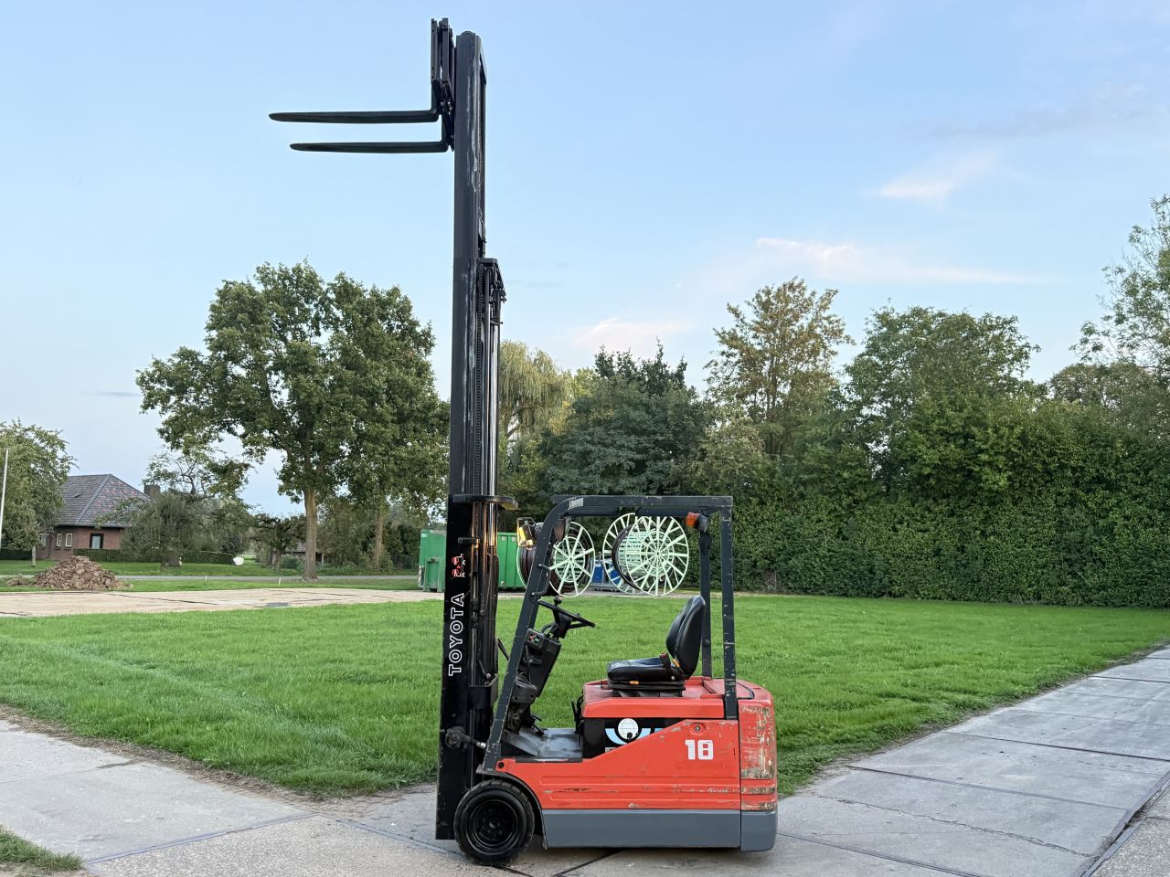 Toyota 1800KG triplo 470Cm Freelift Sideshift verlichting