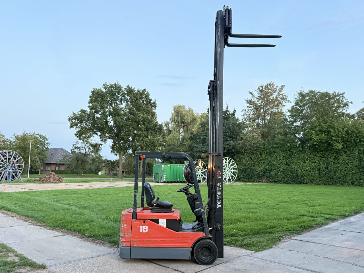 Toyota 1800KG triplo 470Cm Freelift Sideshift verlichting