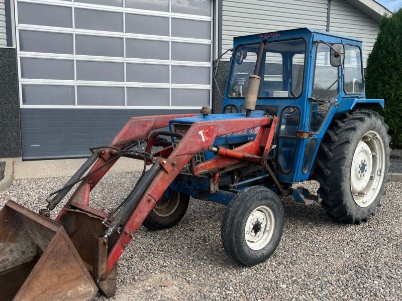 Ford 4000 Med servo og frontlæsser