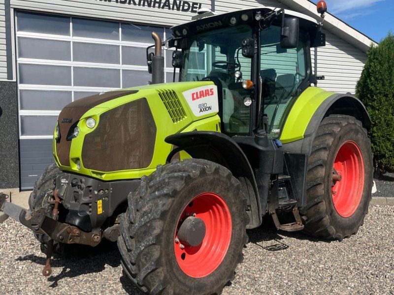 Claas Axion 830 Cebis med frontlift