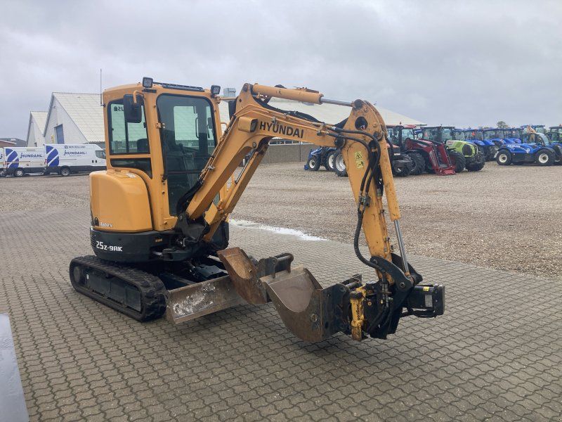 Hyundai 25Z9AK