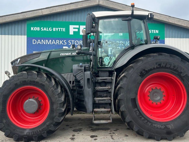 Fendt 1046 Vario S4 Profi Plus