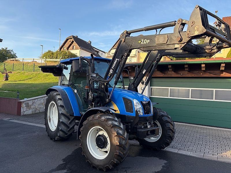 New Holland TL 90 A erst 5680 Stunden Allrad mit Frontlader ä TL 70 8