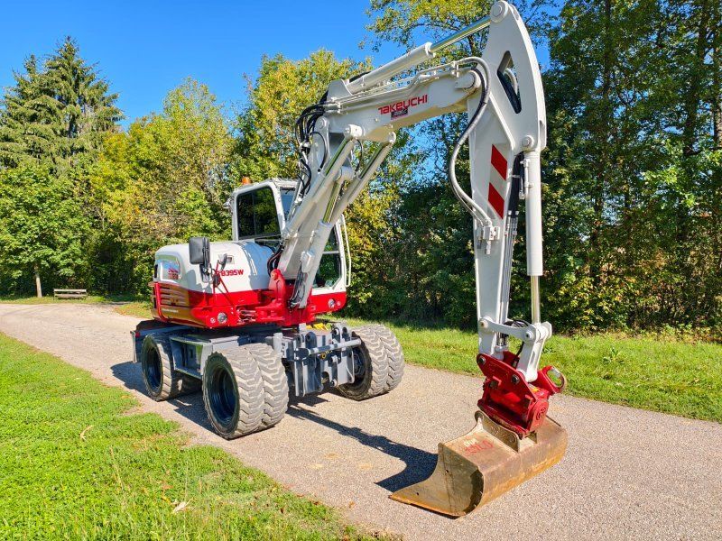 Takeuchi TB 395 W