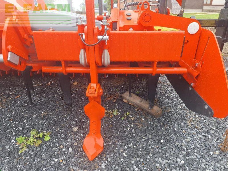 Kuhn HR3020