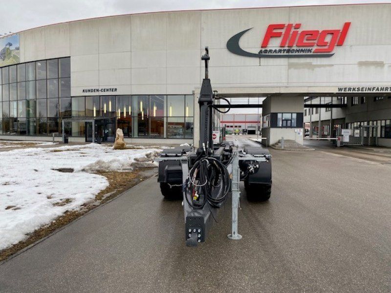 Fliegl HKL 18