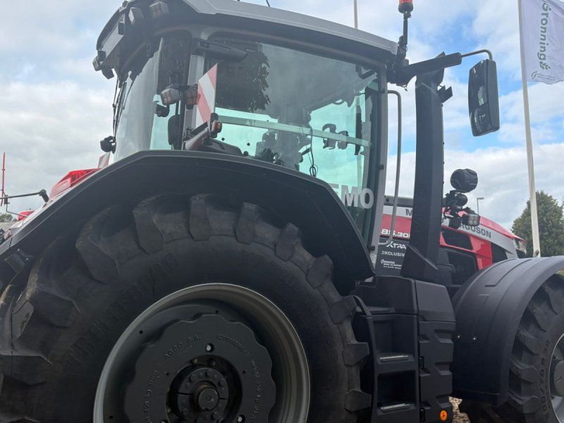 Massey Ferguson 8S.305 Dyna VT XTRA