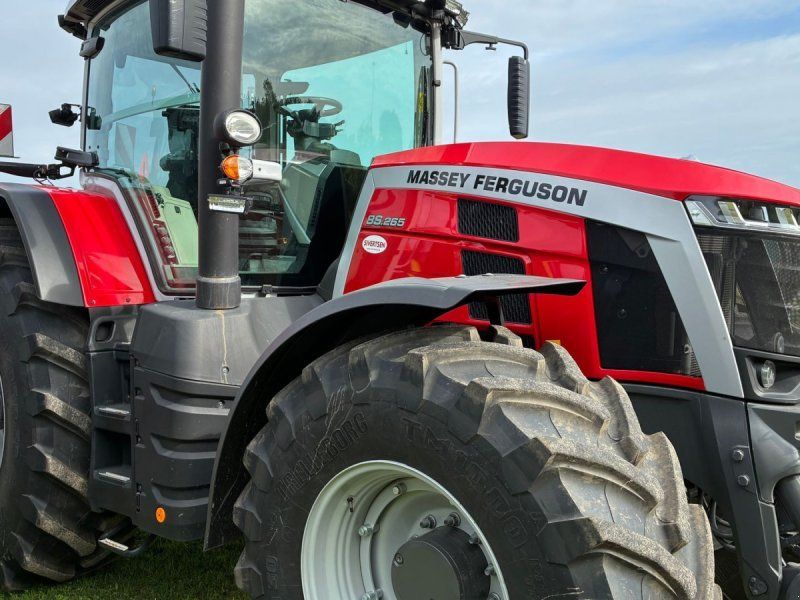 Massey Ferguson 8S.265 Dyna VT
