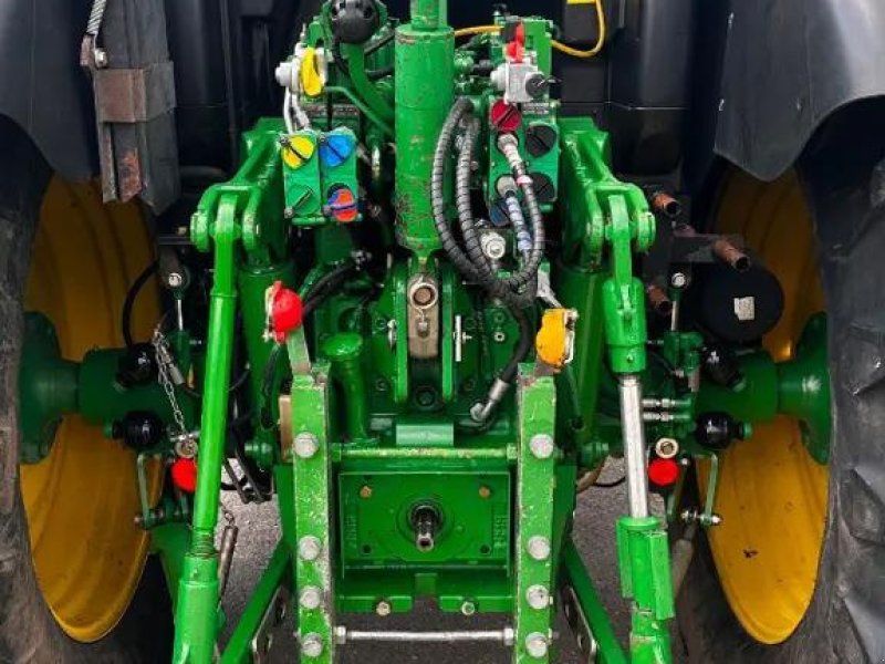 John Deere 6125R