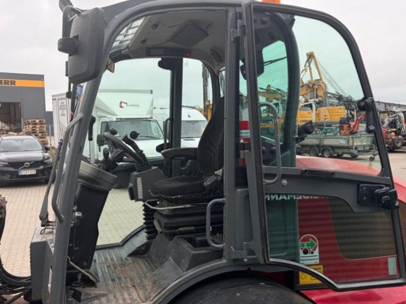 Weidemann 3080 med skovl og gafler