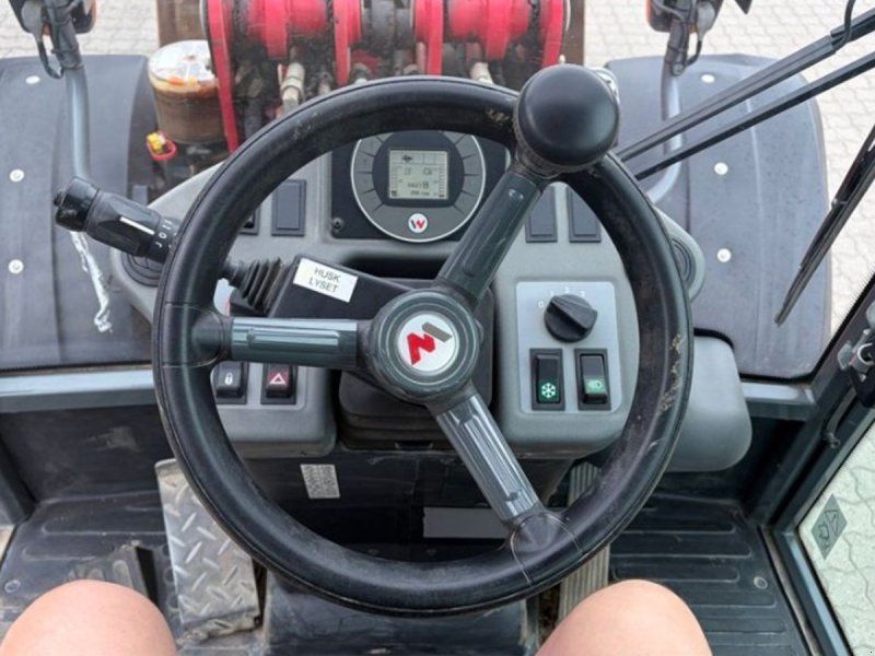 Weidemann 3080 med skovl og gafler