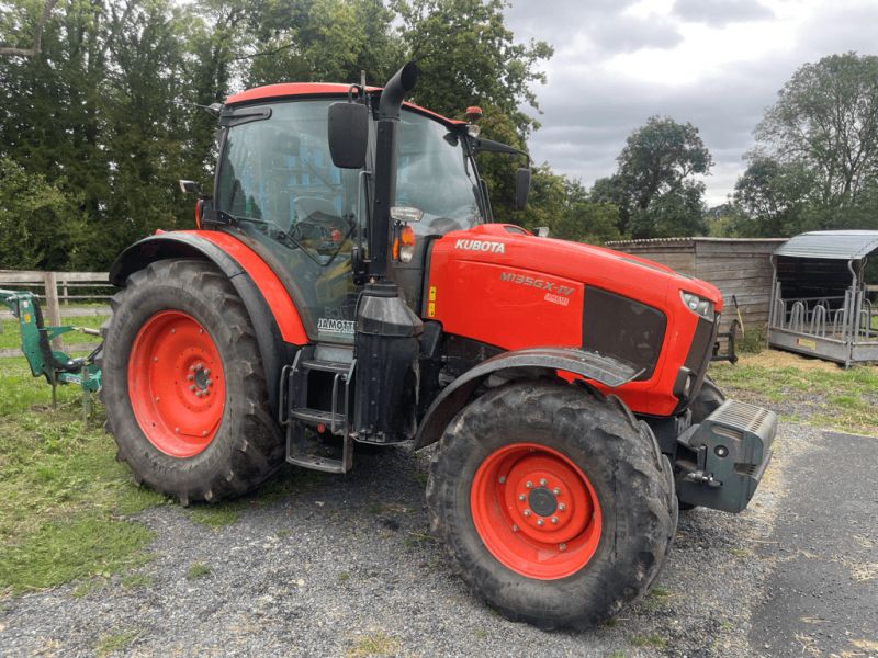 Kubota M135GX