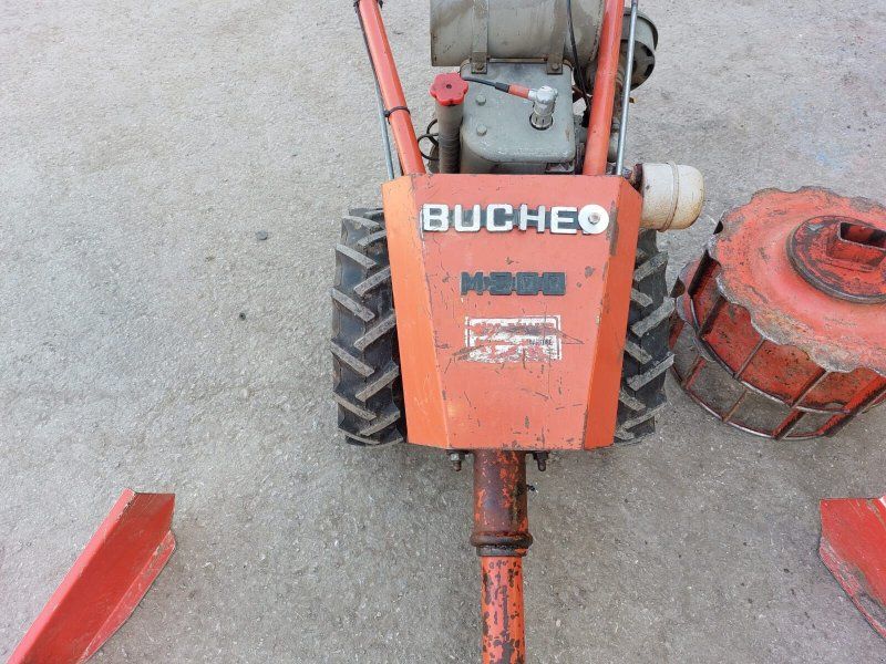 Bucher M300