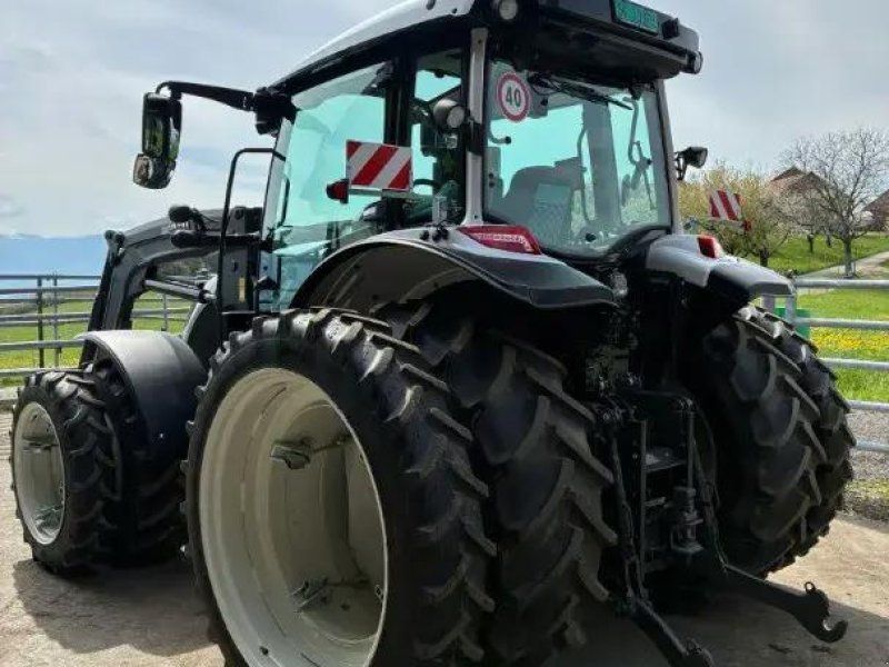Valtra A 104