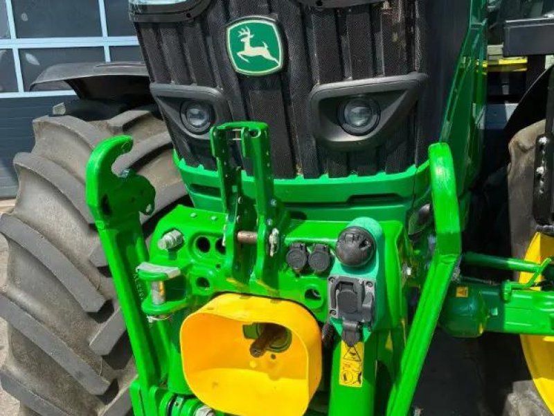 John Deere 6145R