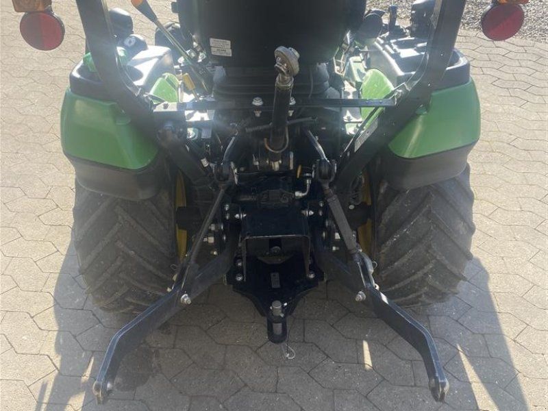 John Deere 1026R