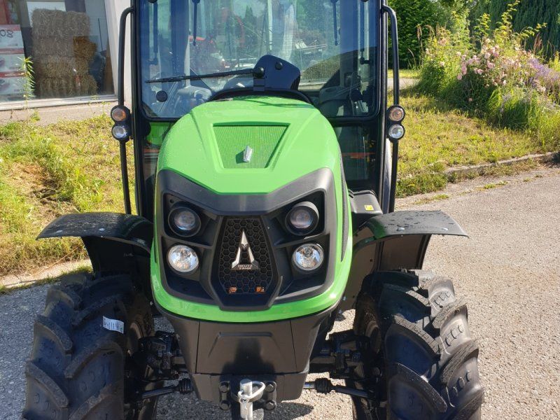 Deutz-Fahr 3060 mit Stoll Frontlader FC 350 P