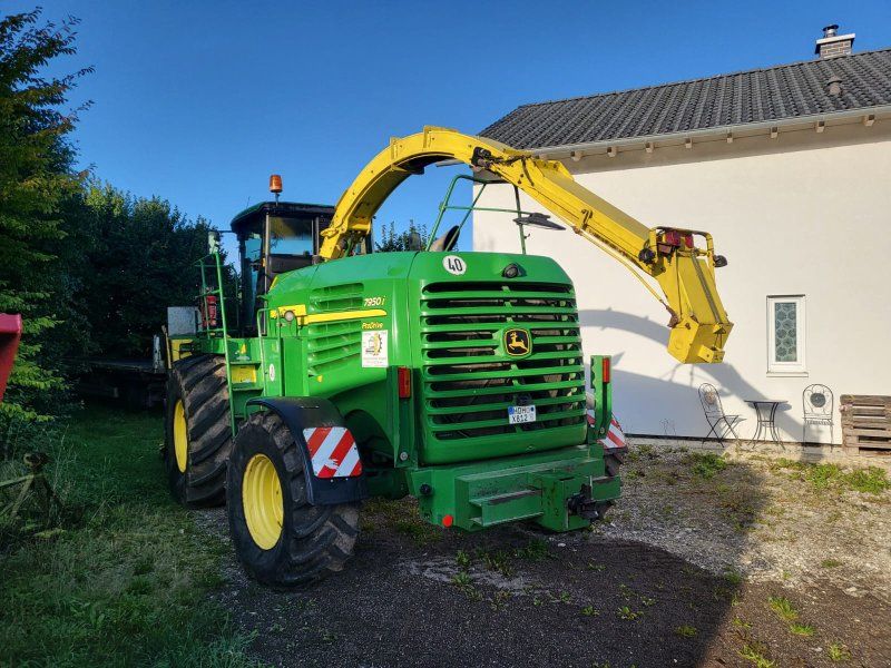 John Deere 7950i