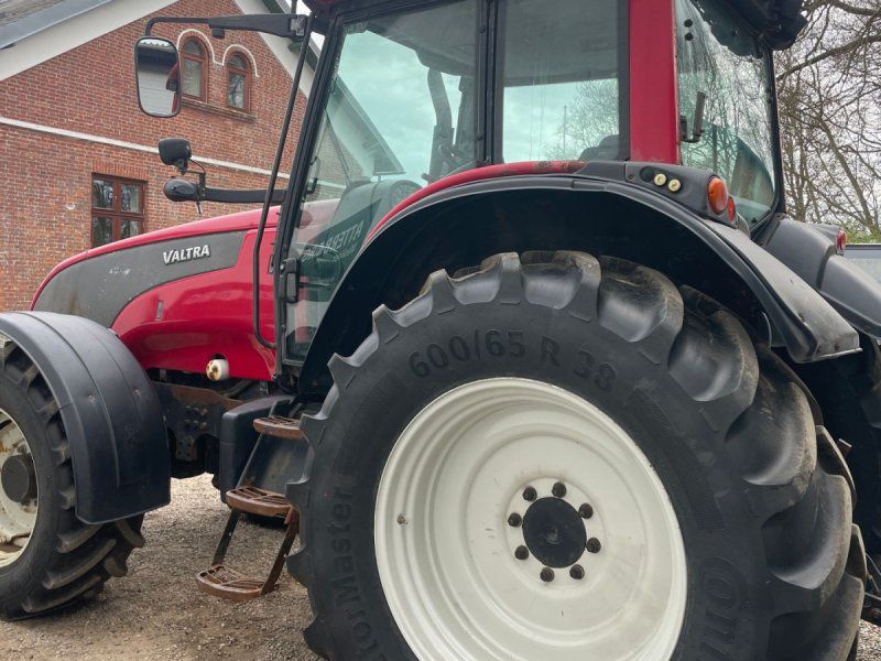 Valtra T130