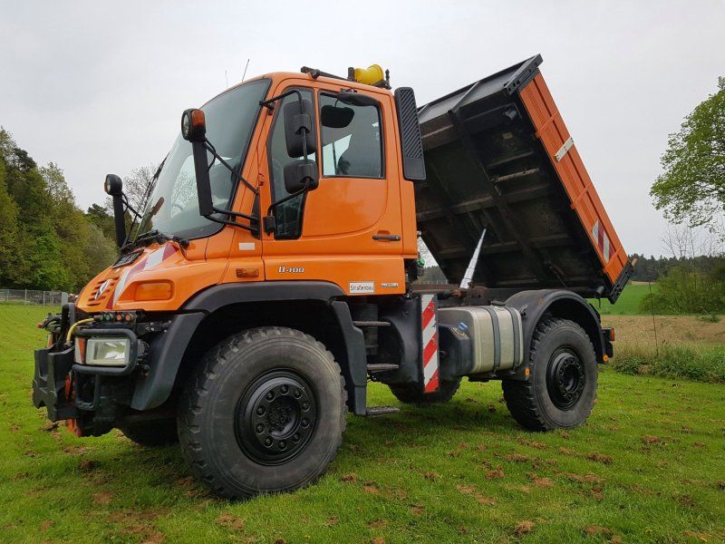 Mercedes-Benz U 400