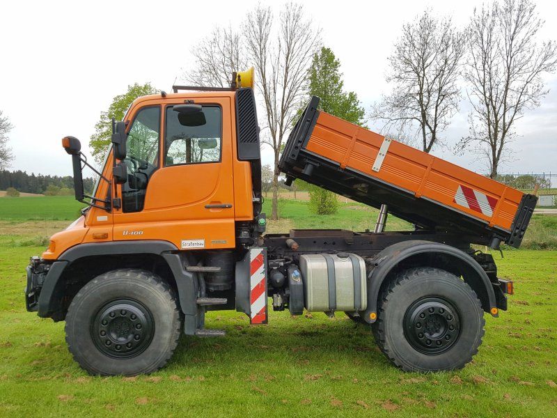 Mercedes-Benz U 400