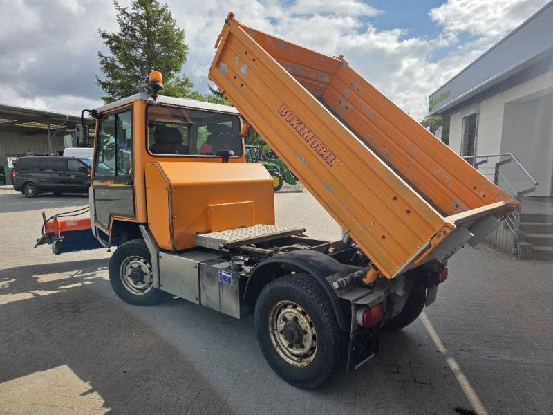 Boki 1151