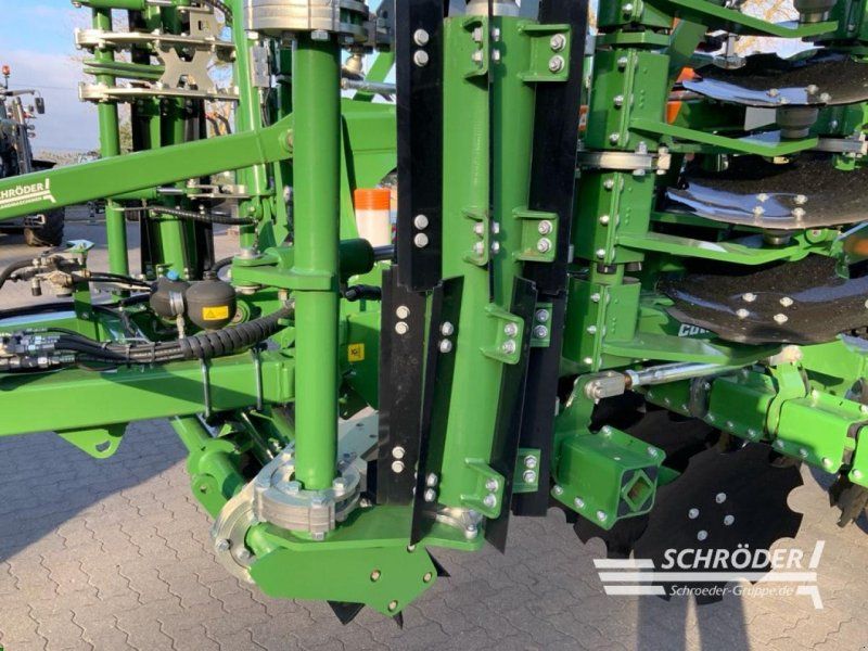 Amazone CATROS+ 8003-2TX + MESSERWALZE |