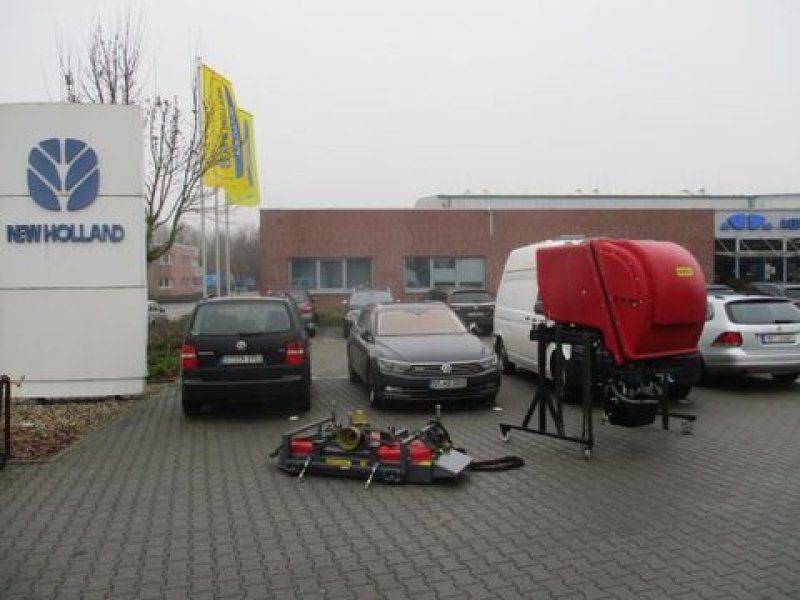 Matev Materialaufnahmegerät + Mähwerk