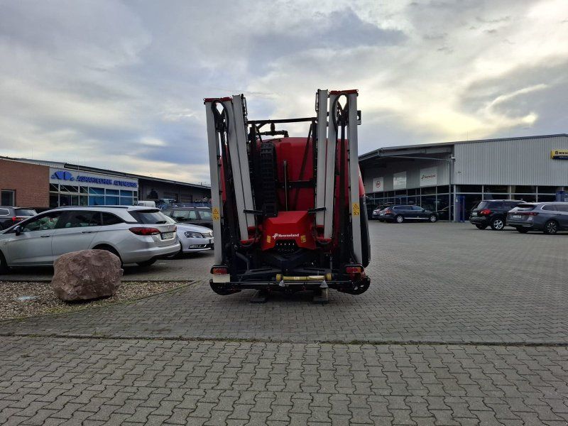 Kverneland iXter B18
