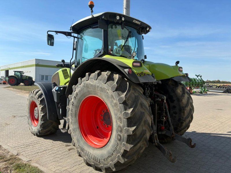 Claas Axion 850