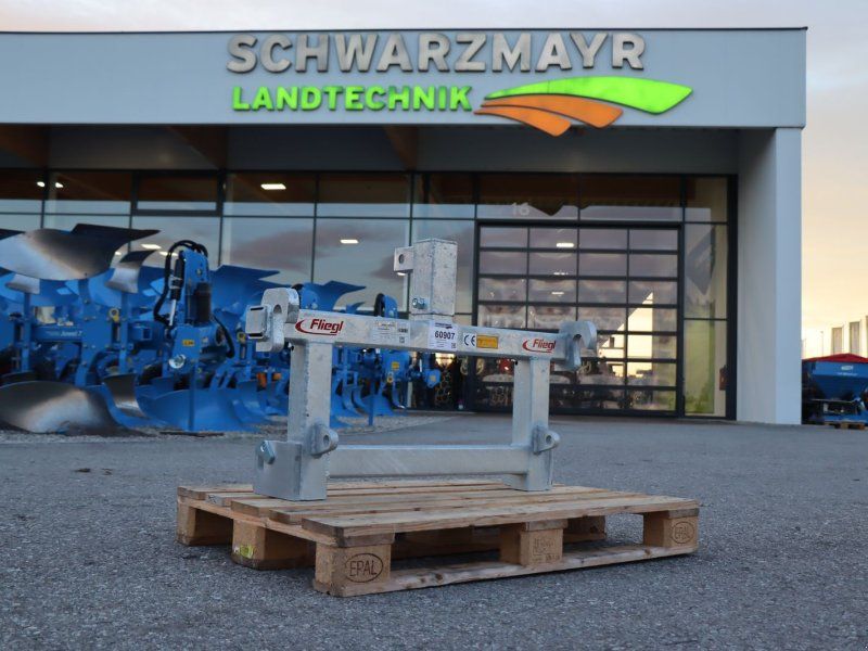 Fliegl AgroCenter Adapter Euro auf 3-Punkt