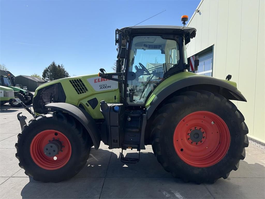 CLAAS Axion 830 CMATIC