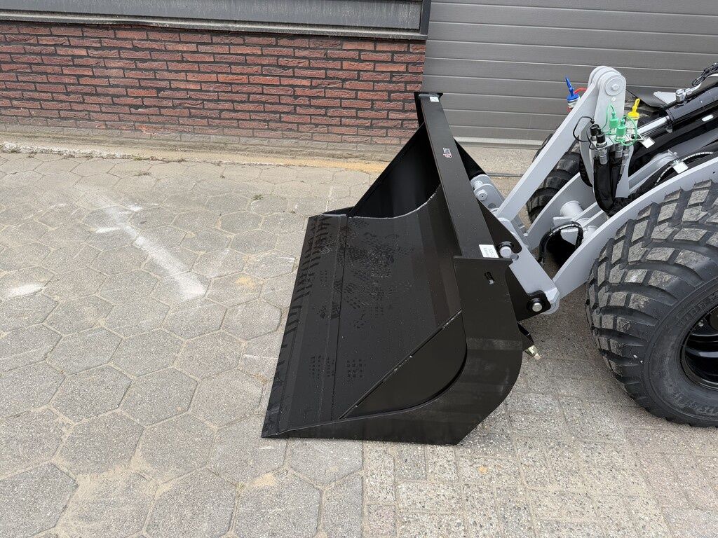 Giant G2700 X-TRA HD+ shovel / kniklader NIEUW signaalgrijs