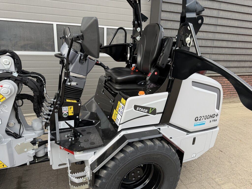 Giant G2700 X-TRA HD+ shovel / kniklader NIEUW signaalgrijs