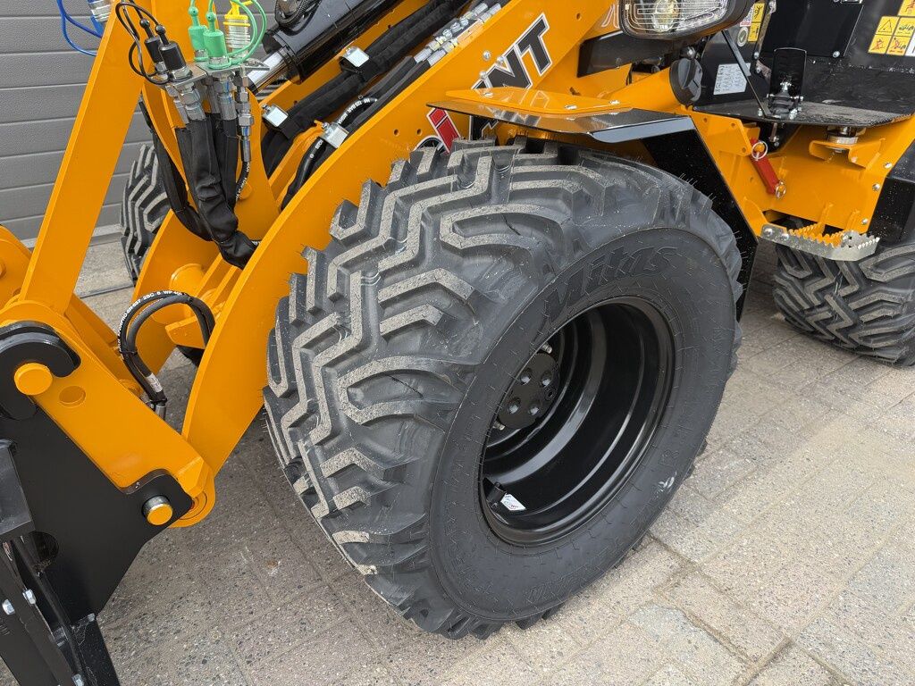 Giant G2700 X-TRA HD+ minishovel GEEL (veel opties: tandempomp, hefvering, pro inching enz)