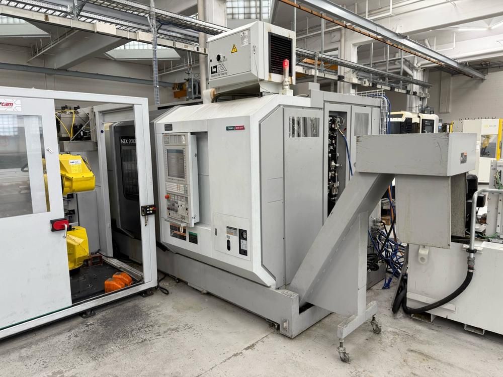 2013 DMG Mori Seiki NZX 2000/800 SY2 CNC-Dreh- und Fräszentrum