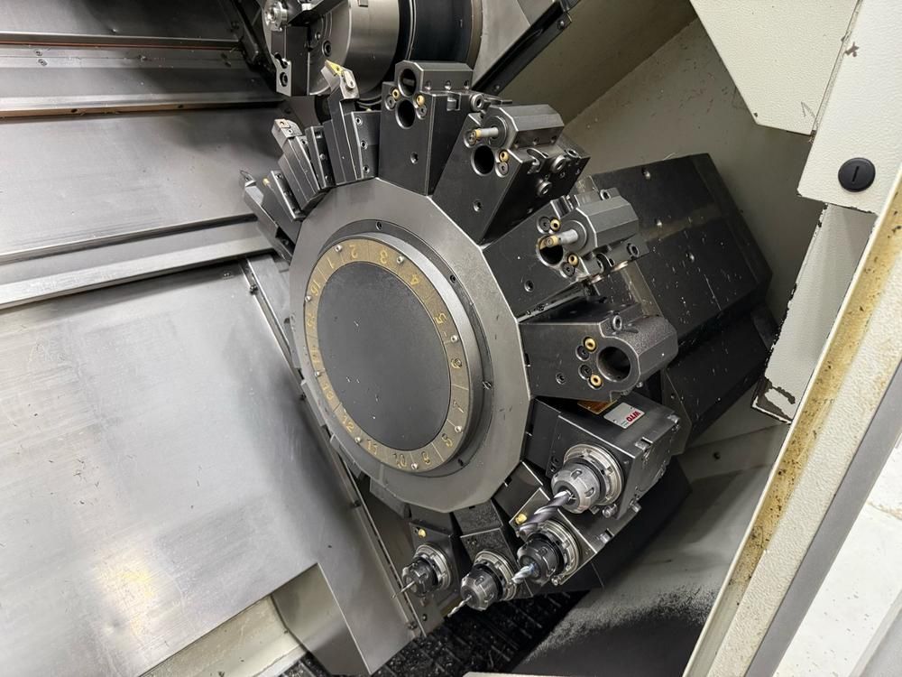 2013 DMG Mori Seiki NZX 2000/800 SY2 CNC-Dreh- und Fräszentrum
