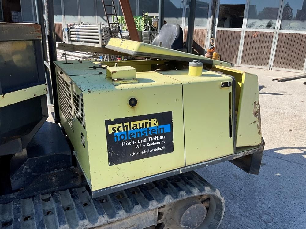 2010 Morooka MST300 VDR tracked dumper