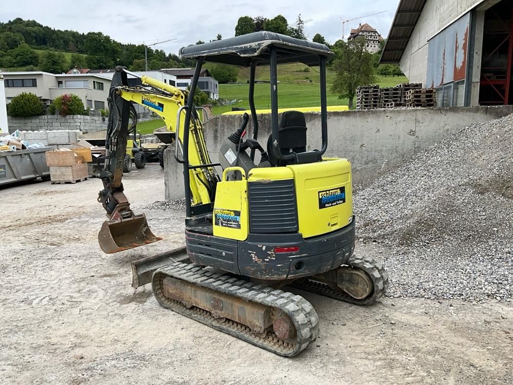 2015 Takeuchi TB23R Tracked Exavator (2,9t)