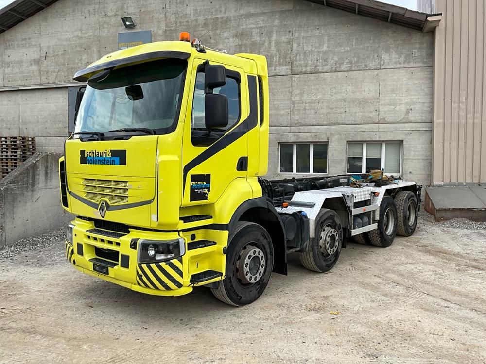 2009 Renault Lander 450 8x4 container truck