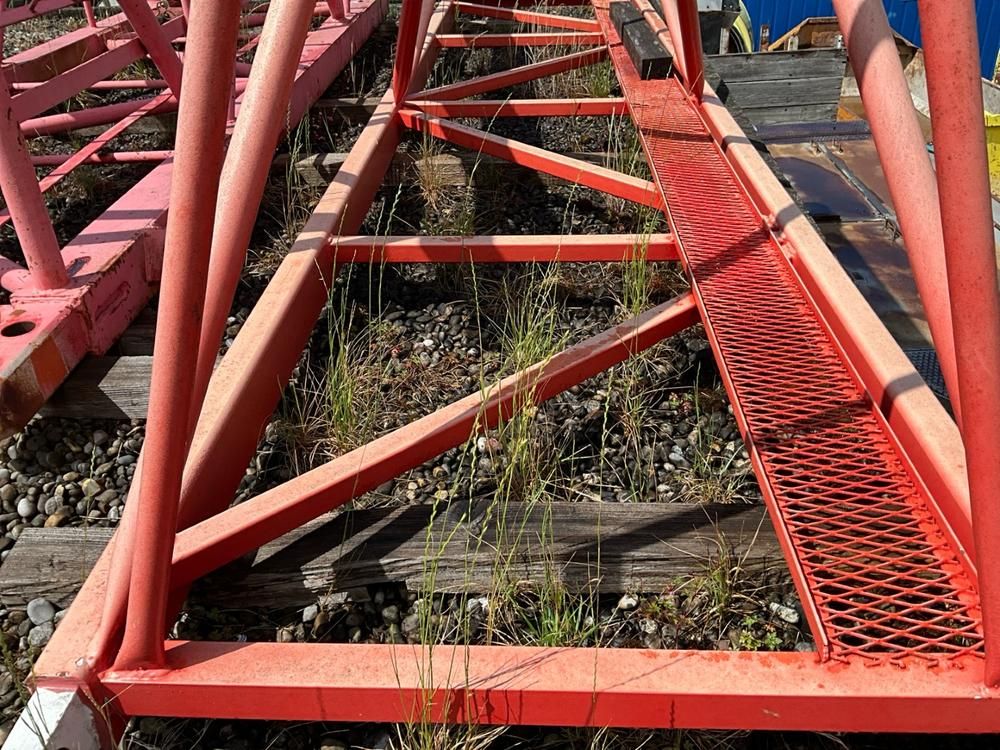 Crane section