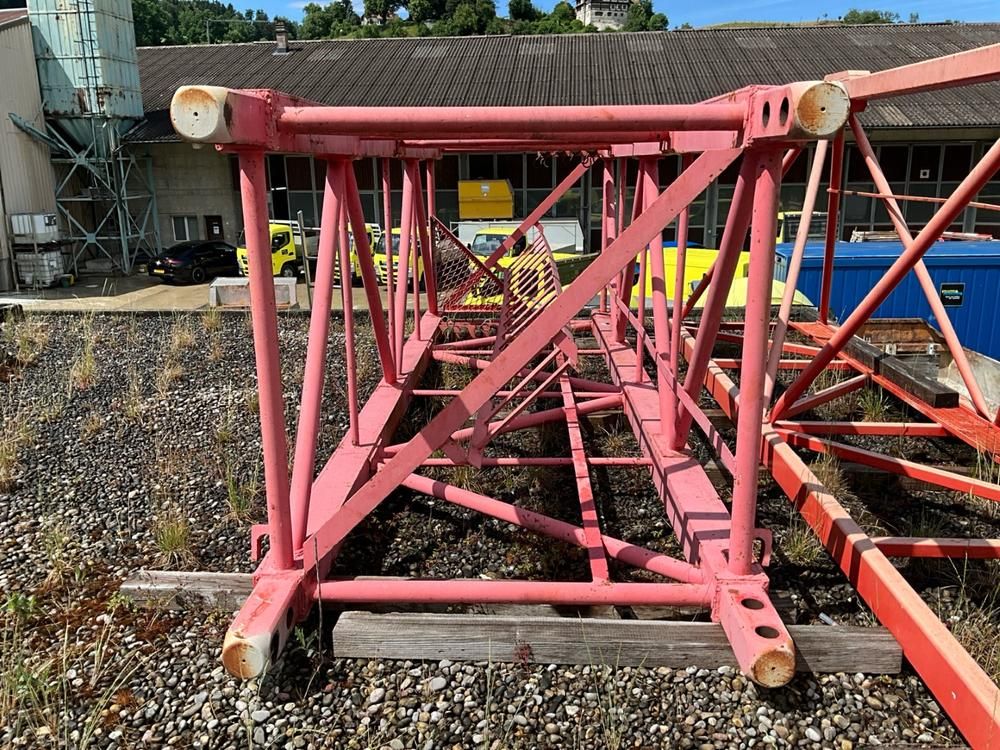 Crane section