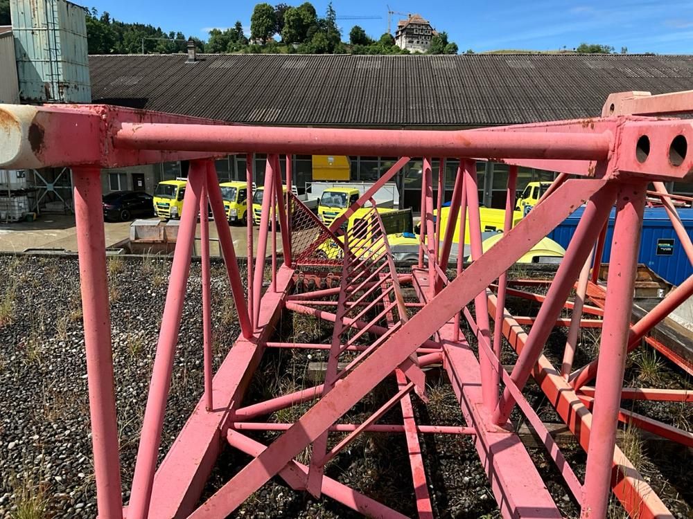 Crane section