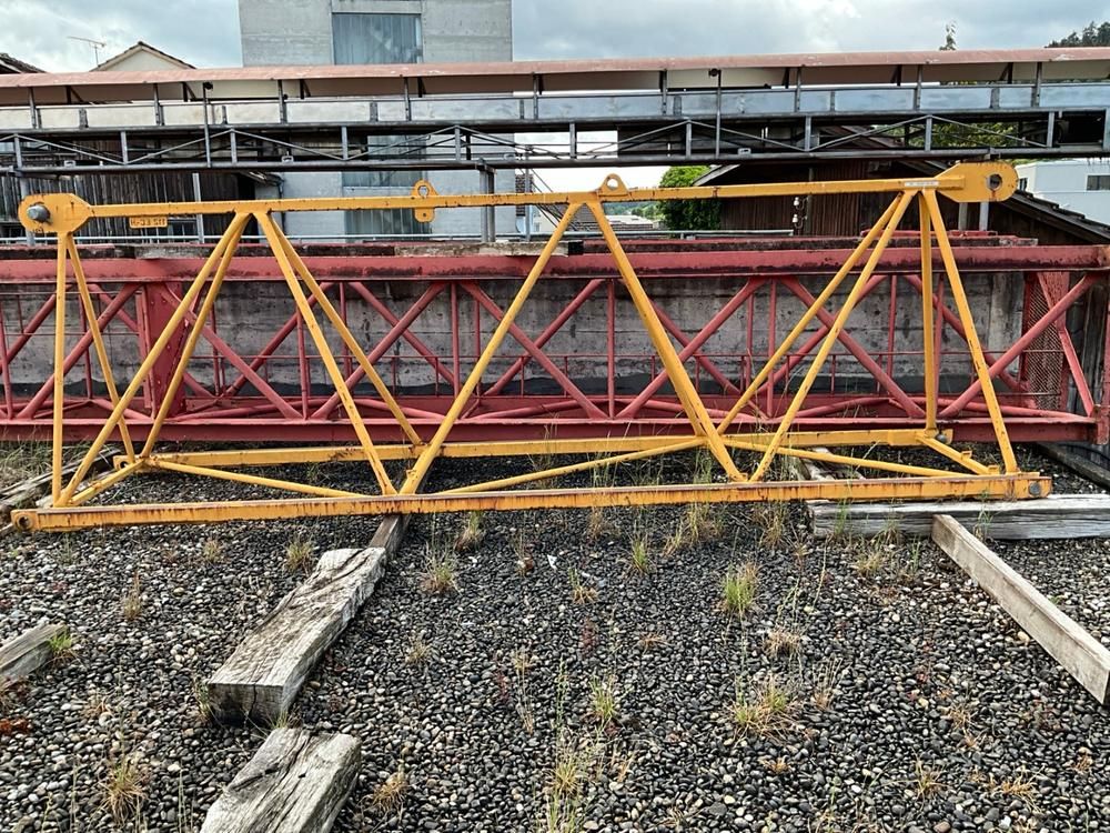 Crane section