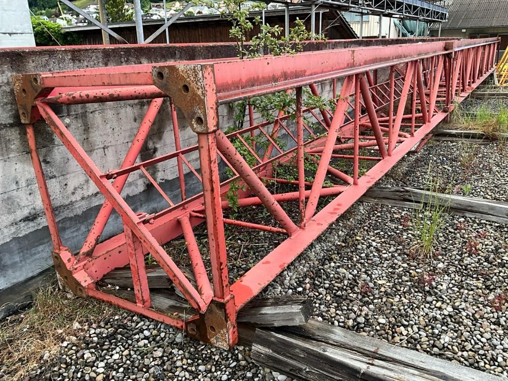 Crane section