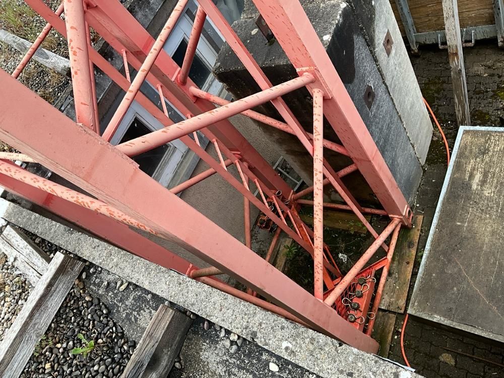 Crane section