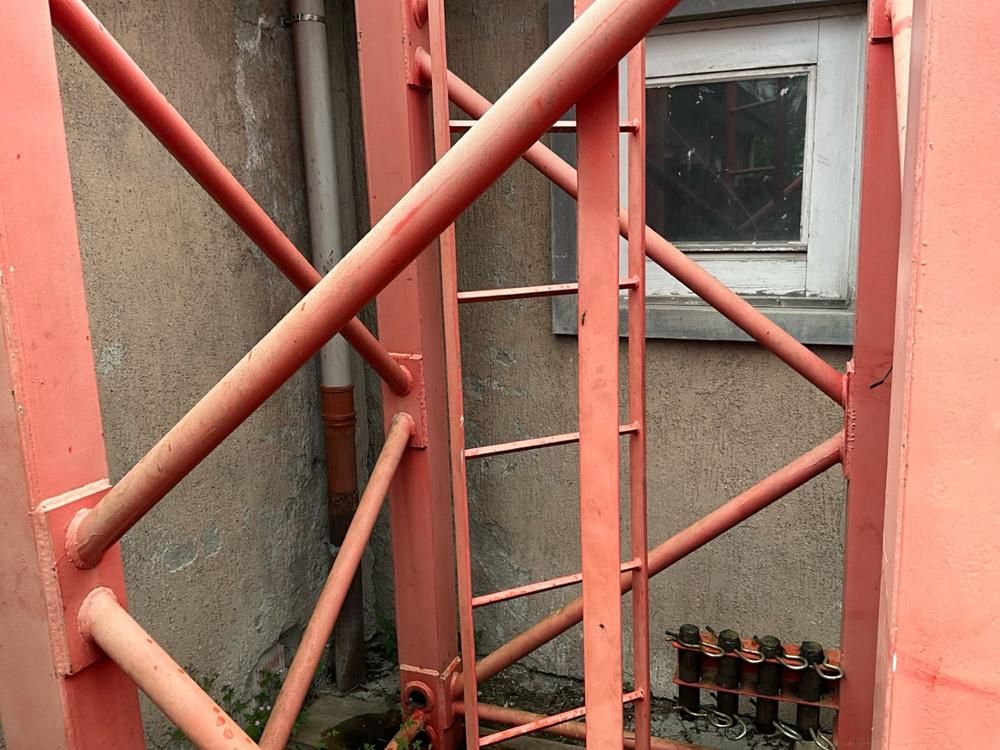 Crane section